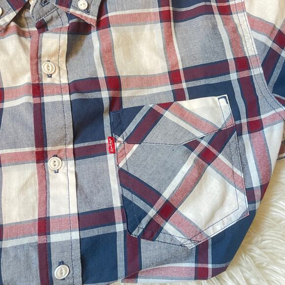 Levi's Cabernet Plaid Button-Down Short Sleeve Top Men's Size Small - Picture 9 of 9